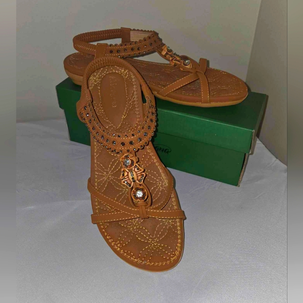 Women's Bohemian Sandals - Picture 2 of 2